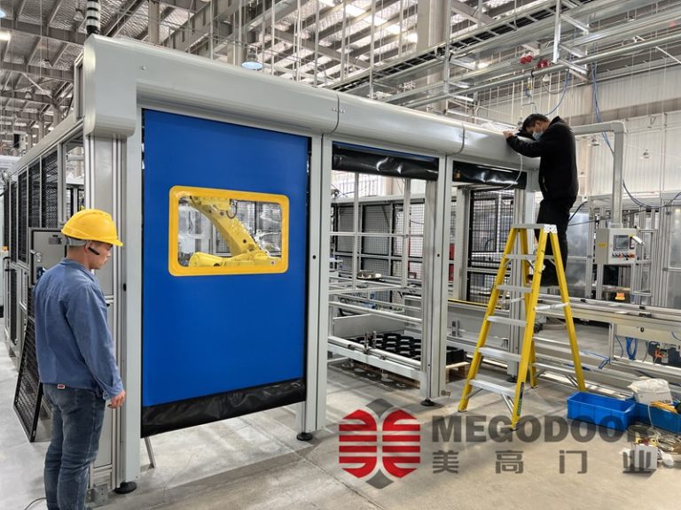 機(jī)器人設(shè)備防護(hù)快速門：高效、安全的工業(yè)解決方案縮略圖